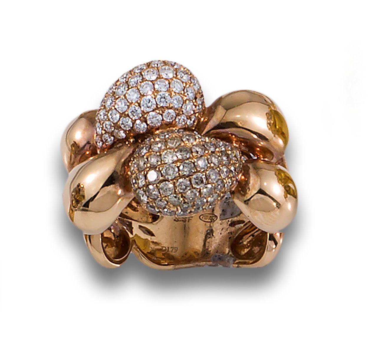 GOLD RING DIAMONDS 36 18K黄金编织的bombé戒指，镶嵌明亮式切割钻石 .