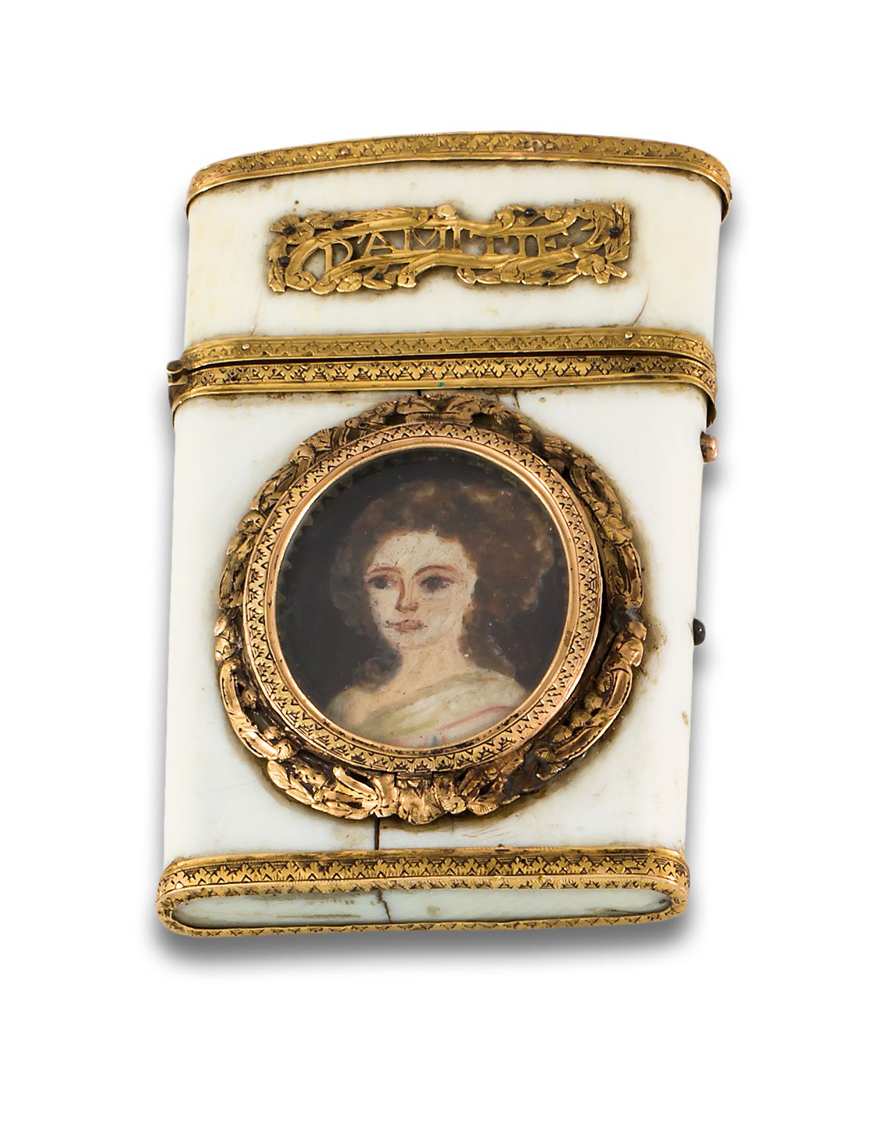 IVORY GOLD 18TH C. DANCE CARD 舞蹈卡 S. XVIII.18世纪，18K黄金，象牙主体，微型中心有女士肖像，正面有交错的植物卷轴，&hellip;
