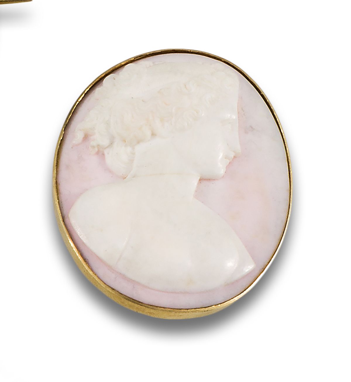CAMEO BROOCH W.G. Italian 18kt yellow gold cameo brooch, shell depicting bust of&hellip;