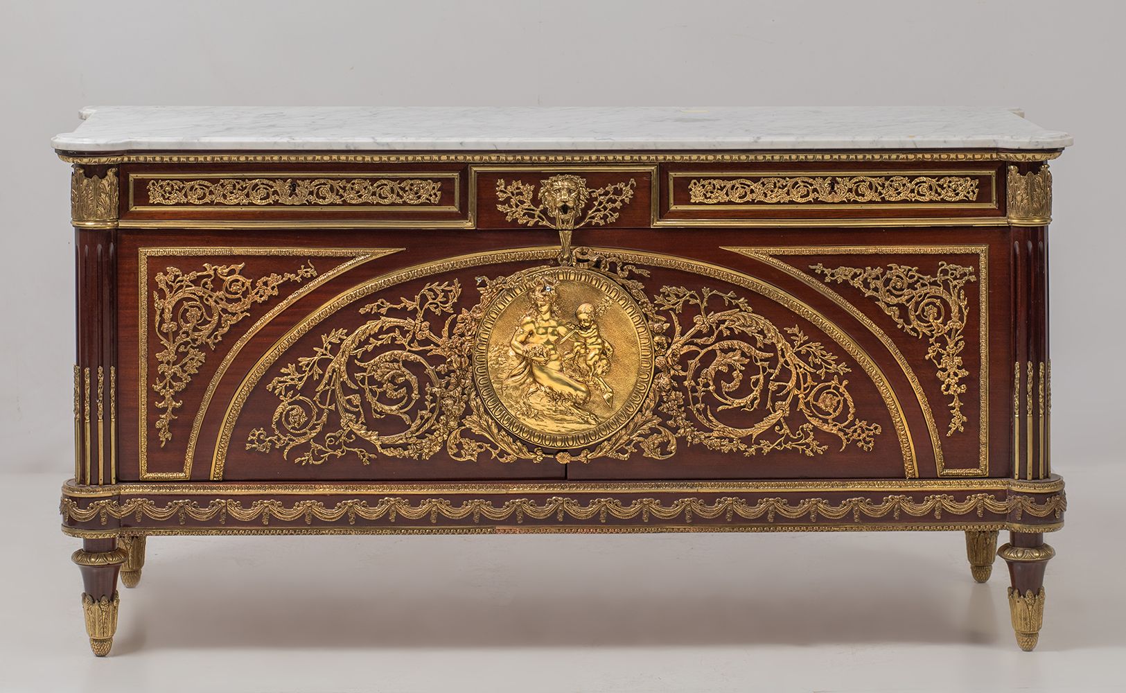 Louis XVI style chest of drawers France 20th century 路易十六风格的抽屉柜，根据Joseph Stöckel&hellip;