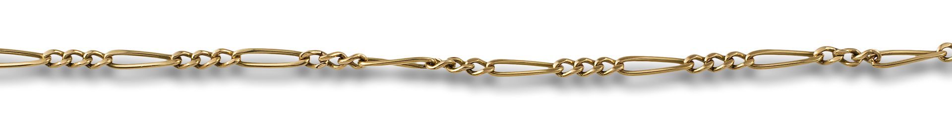 YELLOW GOLD BRACELET Bracelet à maillons ajourés en or jaune 18 carats. Poids : &hellip;