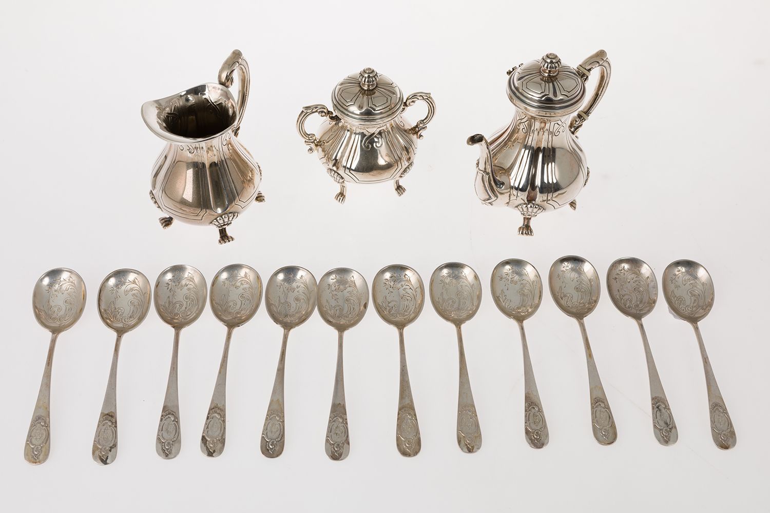 Set of 916 sterling silver ice cream spoons Ensemble de 12 cuillères à glace en &hellip;