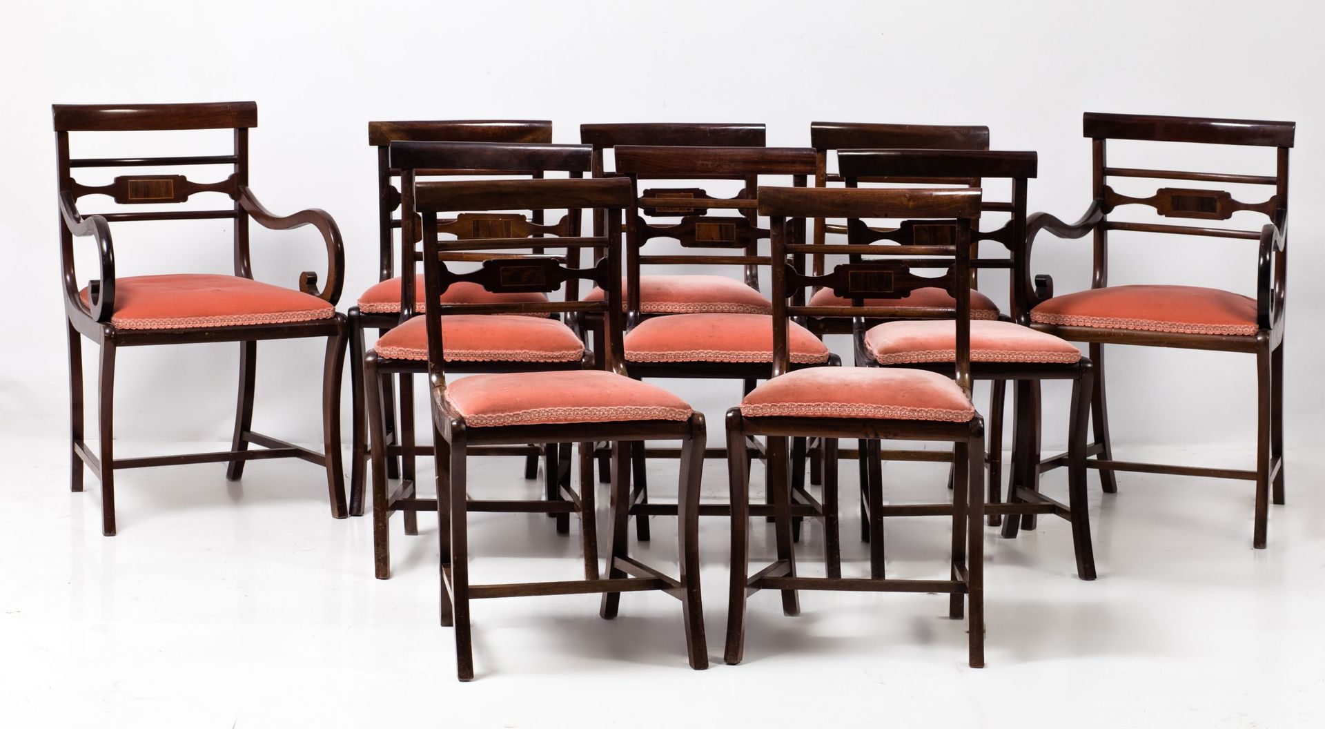 Eight chairs and two Regency-style armchairs, England, early 20th century Avec u&hellip;