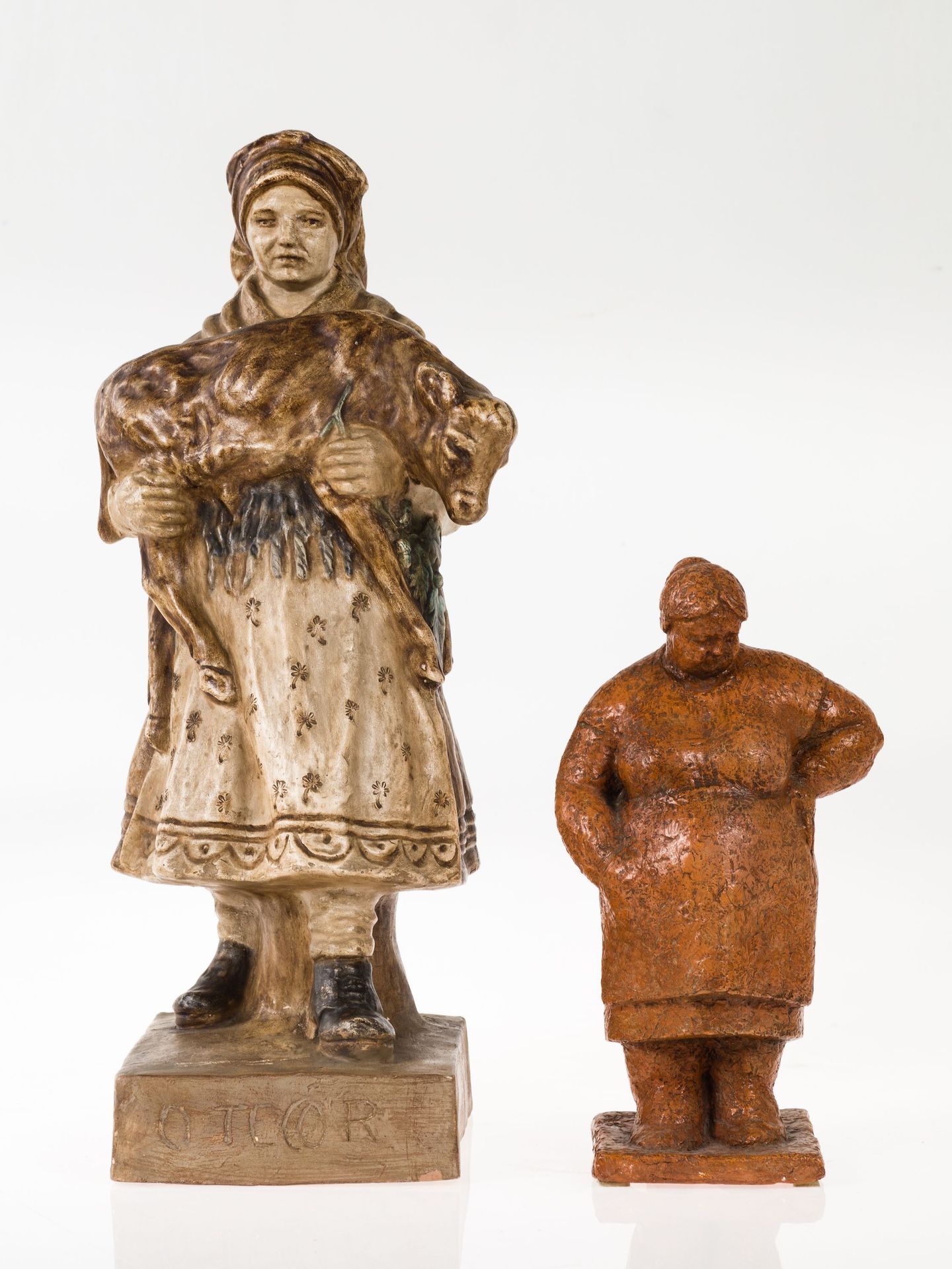 ANONYMOUS 根据弗朗西斯科-阿索雷-冈萨雷斯的雕塑作品。正面有标题，底部有 "加利西亚艺术陶瓷 "的印记。

 尺寸：43厘米
