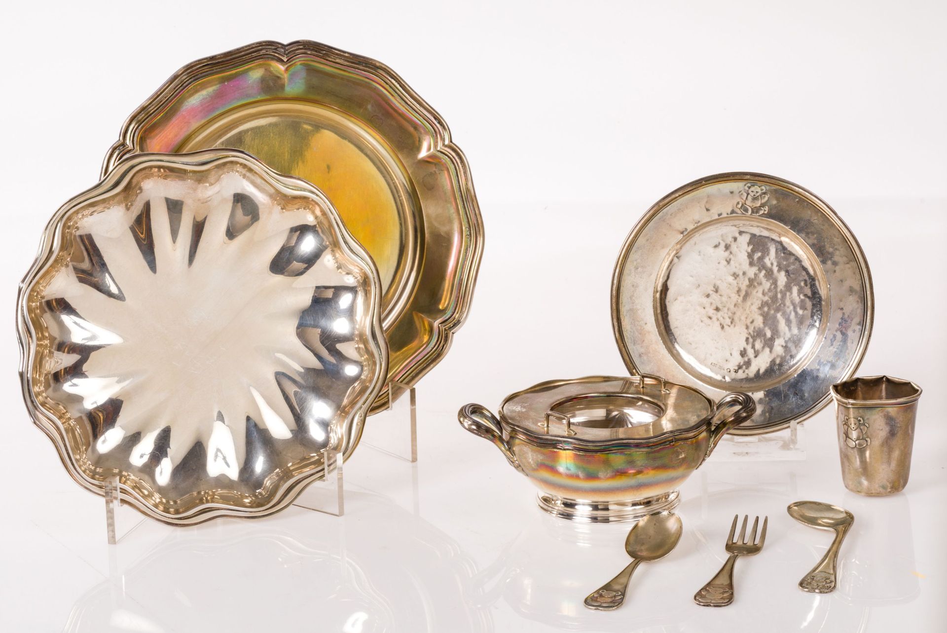 Spanish silver baby set: Bowl, with inner glass container, plate, glass and thre&hellip;