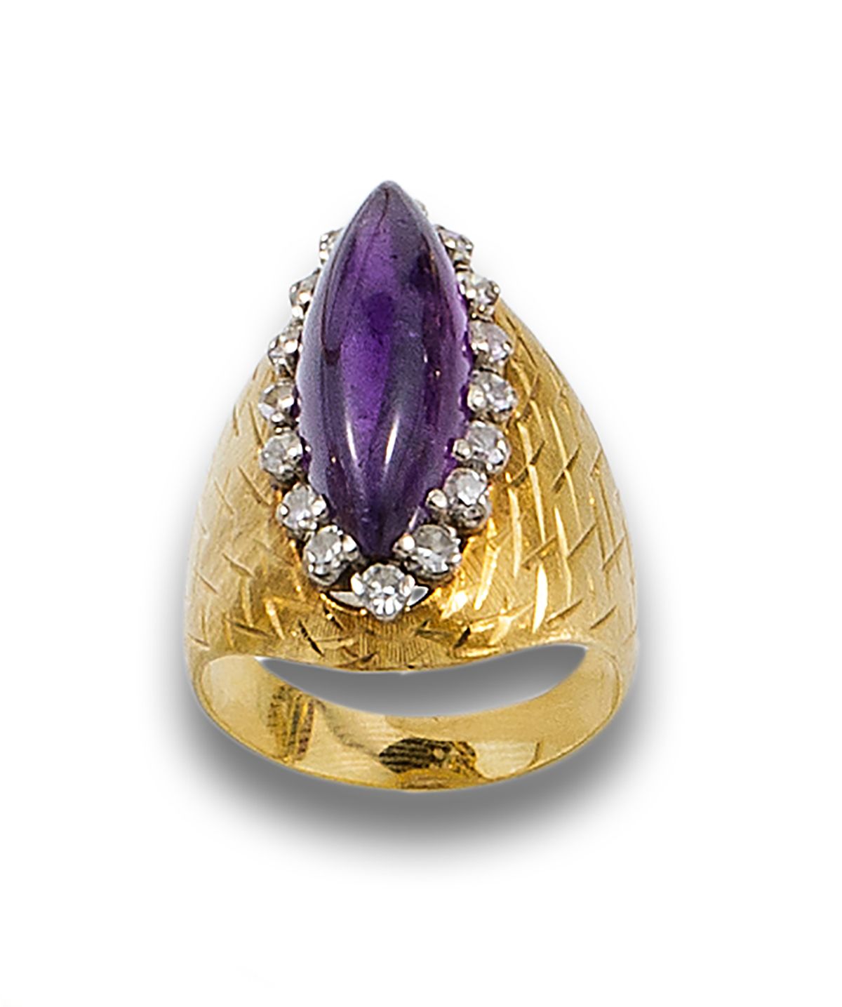 Ring, 1970s, 18 kt yellow and white gold, center with amethyst, cabochon cut and&hellip;