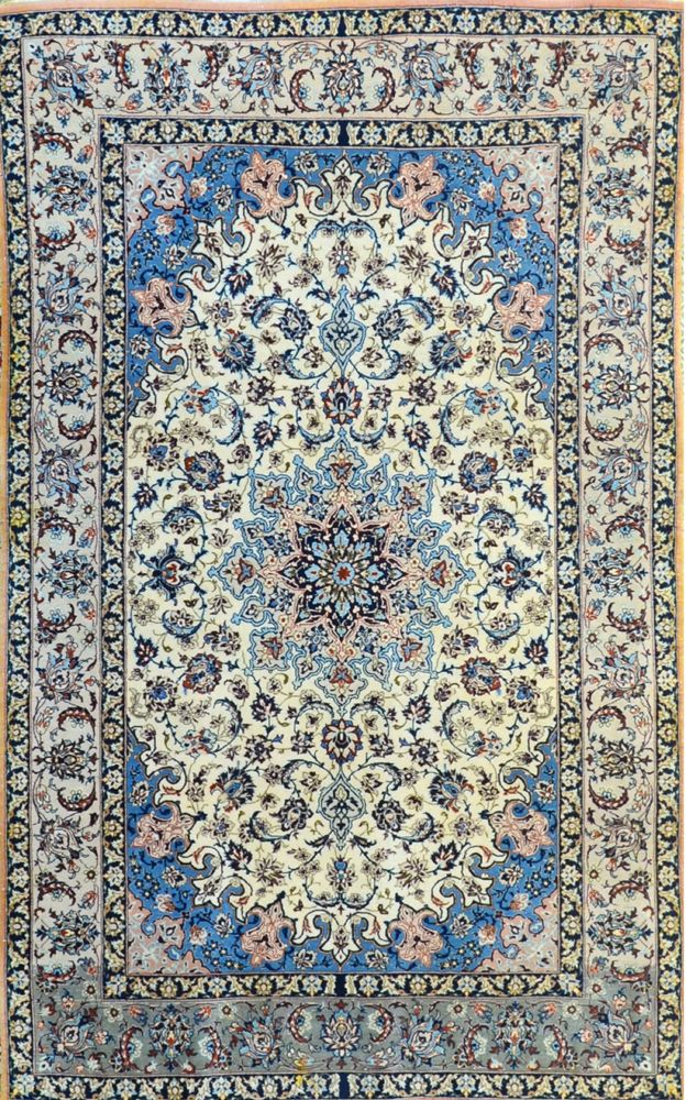 Null Spätes Isfahan (Iran), ca. 1970/1975. 

Technische Merkmale: Seidiger Lammw&hellip;