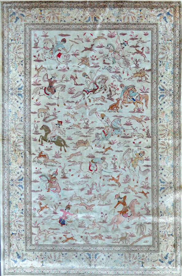 Null Important and fine silk Ghoum (Iran) around 1980. 

Technical characteristi&hellip;