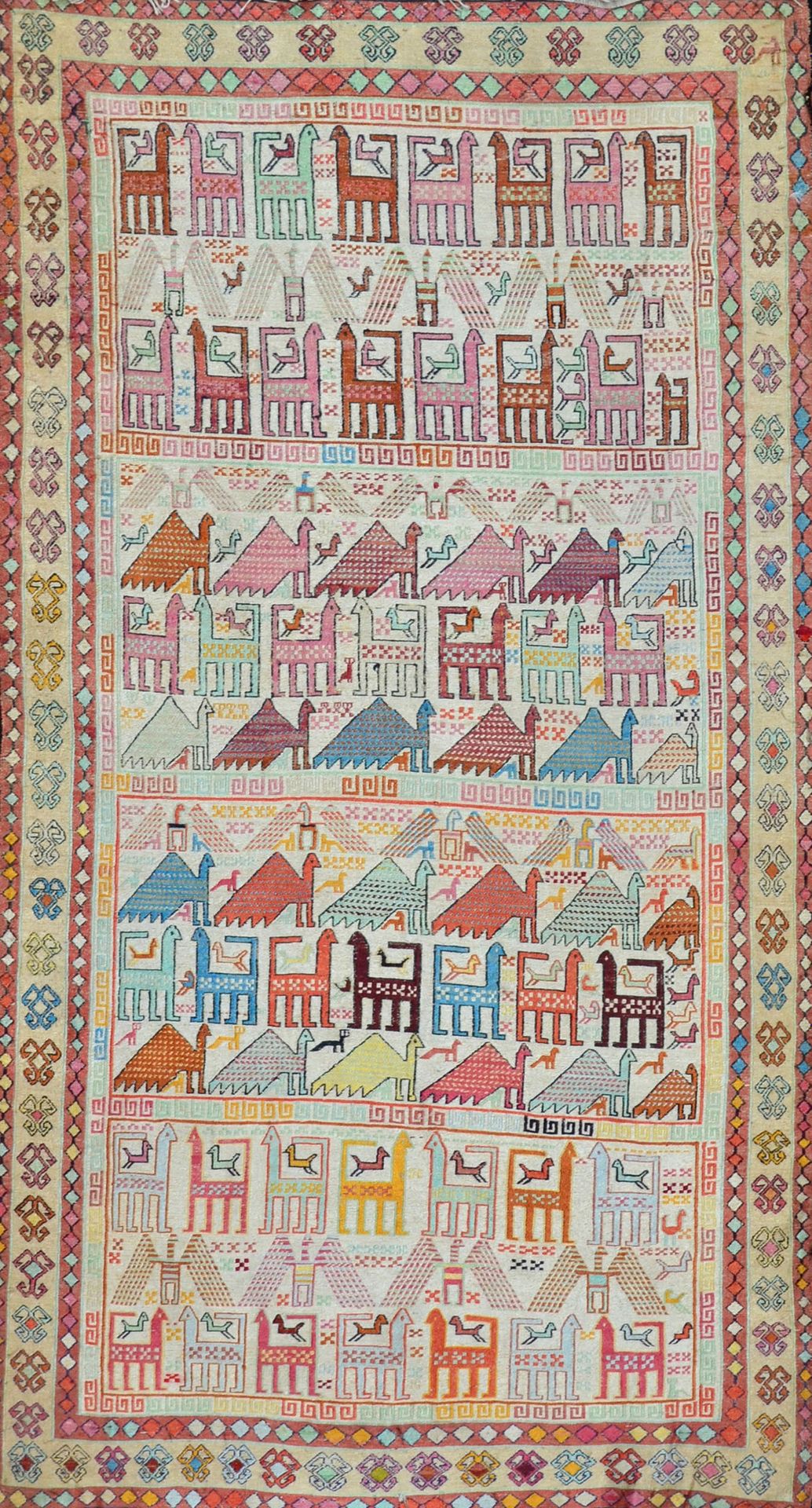 Null 原创精美的丝绸苏玛克

伊朗

约1980年

尺寸190 x 100厘米

技术特点

钩子和针线活

挂毯技术

在丝绸基础上用丝线

总体状况良&hellip;