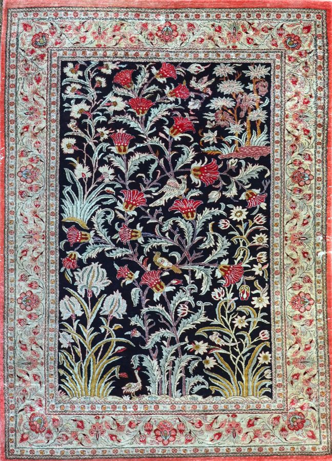 Null 原创和精美的丝绸Ghoum

伊朗

沙阿的时代

约1965年

尺寸150 x 105厘米

丝绸基础上的丝绒

密度。 每平方米约10000节
&hellip;