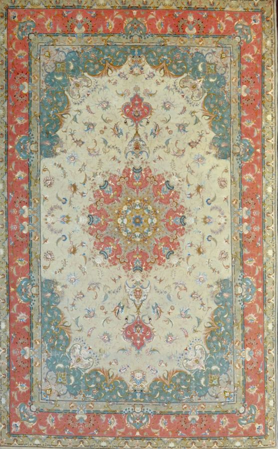 Null Important and final 

Tabriz 

North West Iran 

Wool and silk 

About 1975&hellip;
