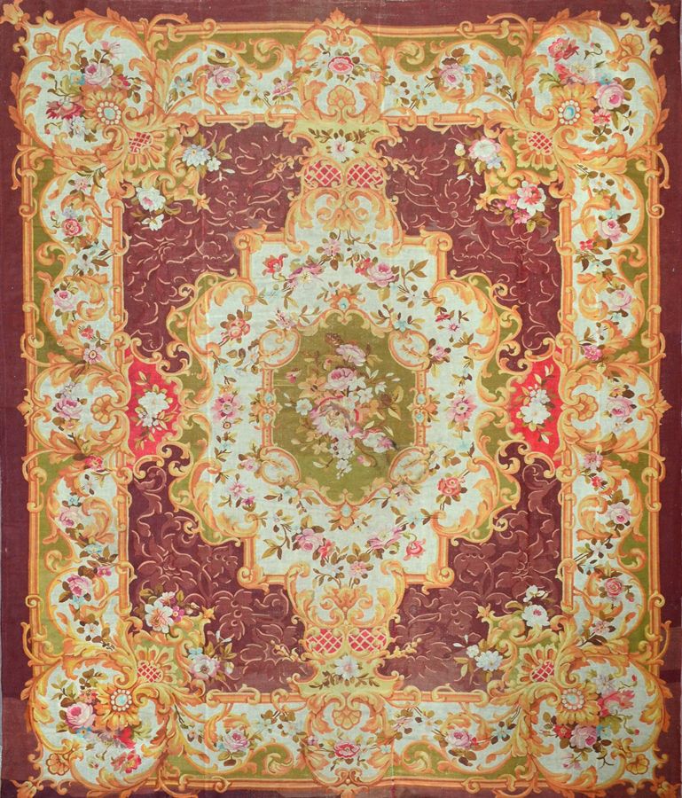 Null Important Aubusson carpet 

France

19 e

Napoleon III period

Size 365 x 3&hellip;