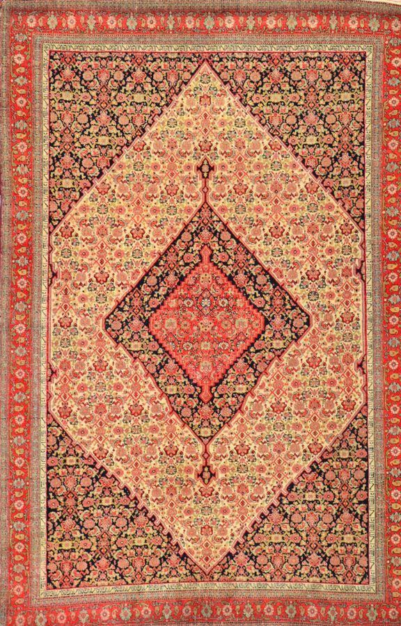 Null Exceptional and very fine Senneh 

North West of persia 

Late 19th century&hellip;