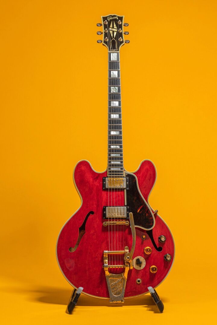 Gibson ES-355 1960 - La guitare de la rupture d'Oasis Gibson ES-355 1960 - La gu&hellip;