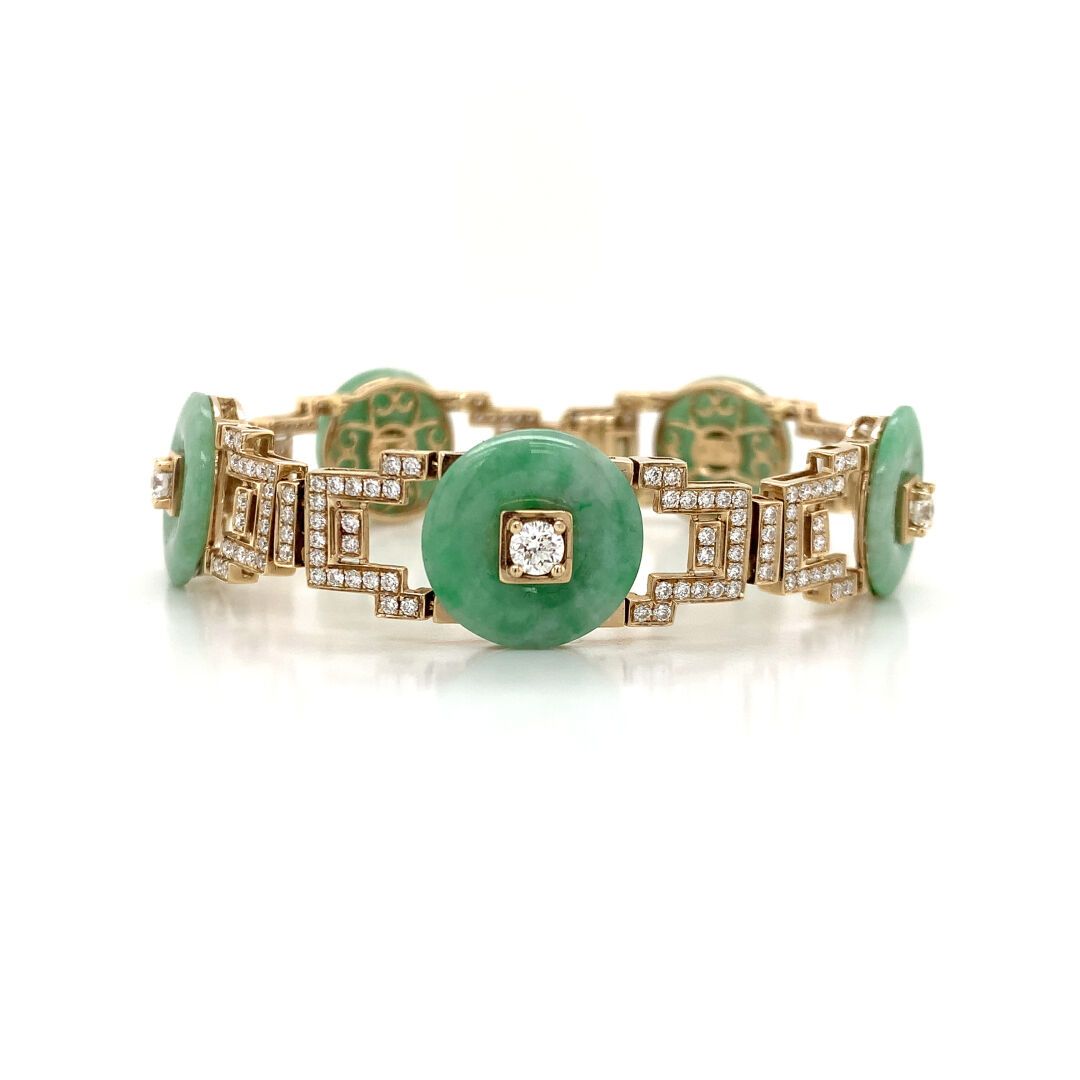 BRACELET en or, jade et diamant BRACELET aus Gold (750‰) mit geometrischem Dekor&hellip;