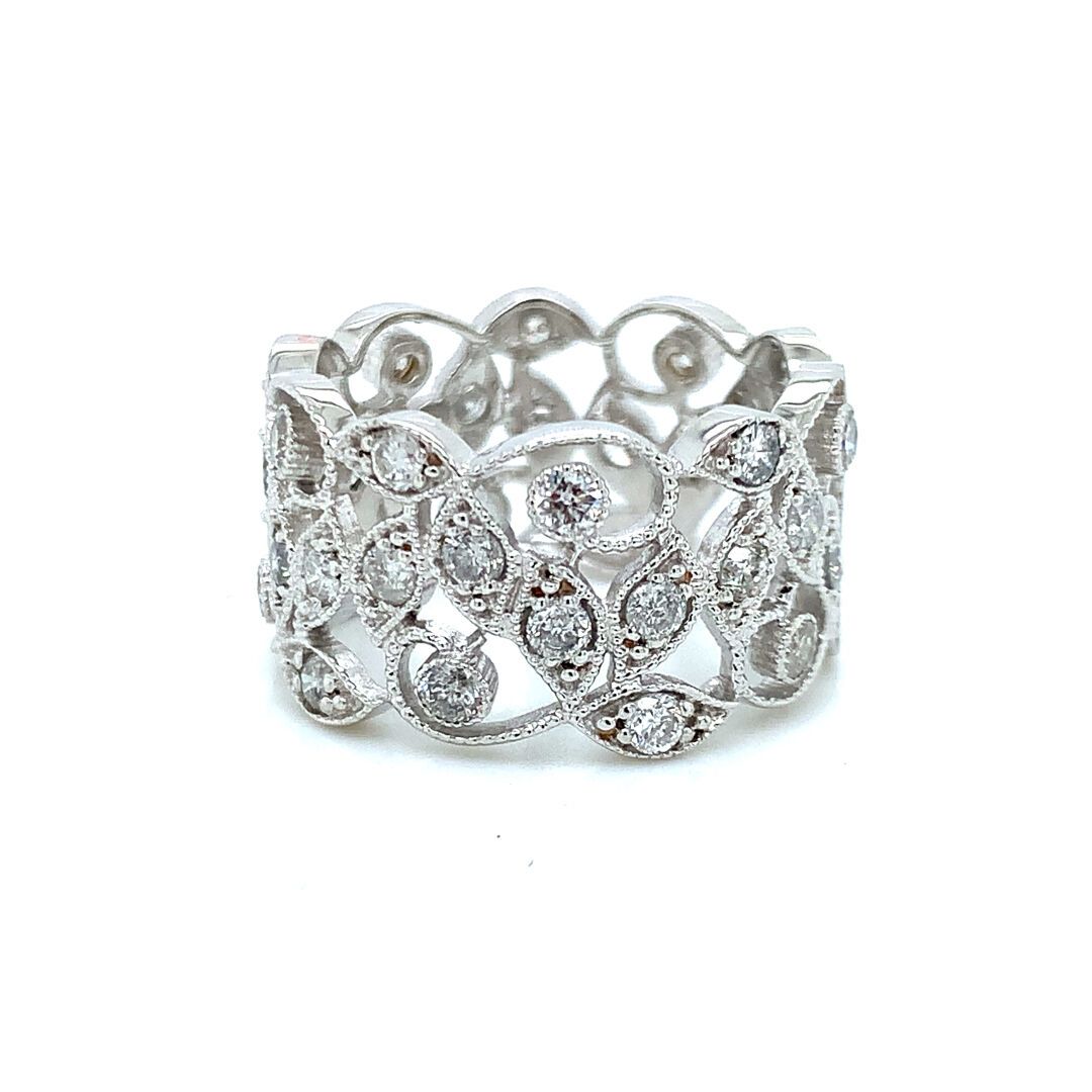 BAGUE bandeau en or gris et diamants White gold (750‰) band ring with openwork f&hellip;