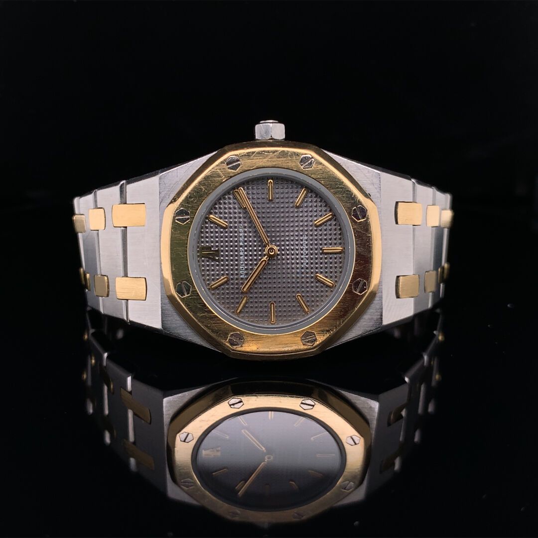 AUDEMARS PIGUET, Royal Oak AUDEMARS PIGUET, Royal Oak
BRACCIALE MONTRE de dame i&hellip;