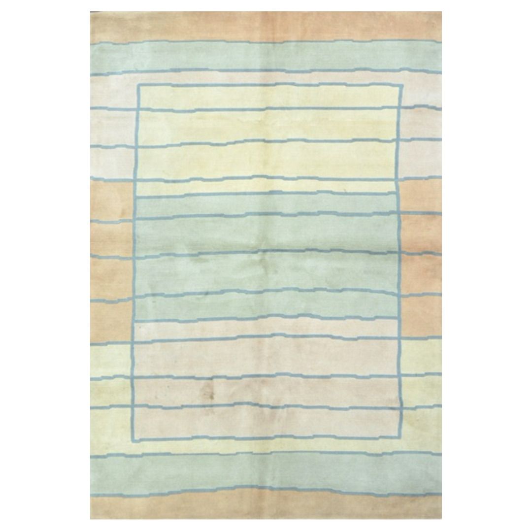 Tapis moderne contemporain 现代化的现代地毯 
羊毛丝绒 
饰以粉色调的风格化线条和条纹 
20世纪
尺寸：240 x 170厘米