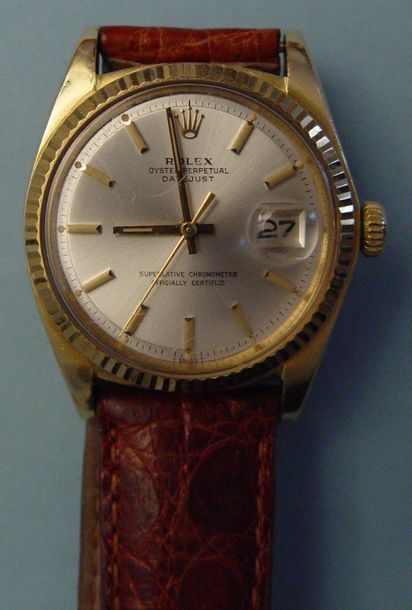 Null Bracelet montre Rolex Oyster perpetual Datejust en or, guichet dateur à 15h&hellip;