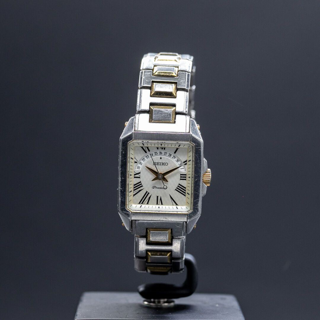 Seiko Premier Reloj de pulsera Seiko Premier de acero inoxidable, caja rectangul&hellip;