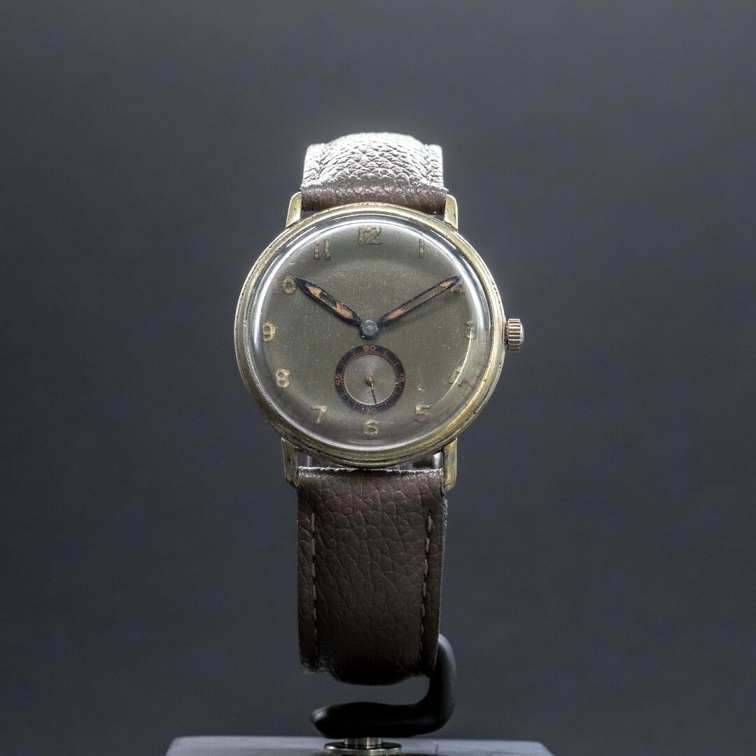 Cortebert Chrome Cortebert wristwatch, 33mm case, smooth bezel, gray dial with A&hellip;