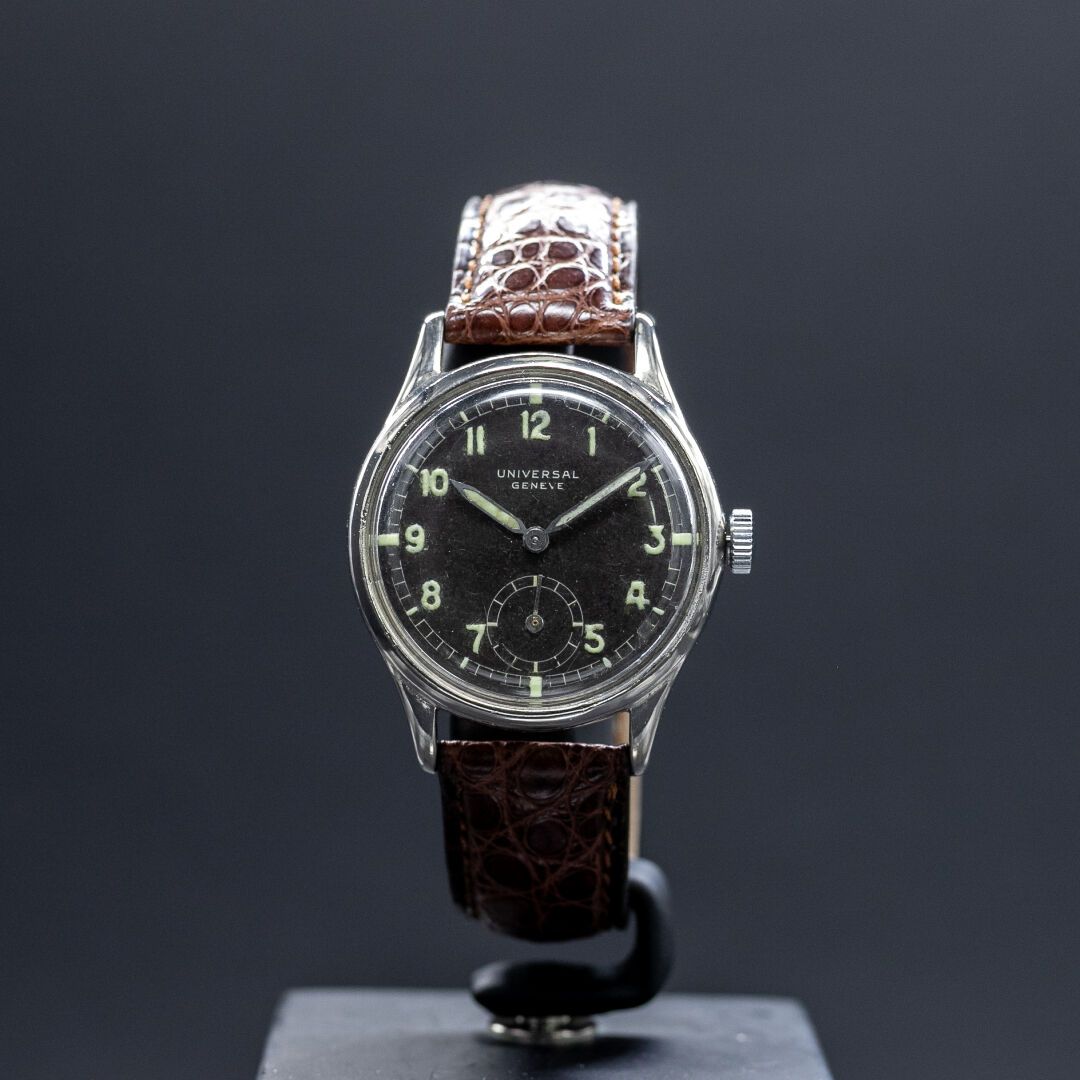 Universal Geneve Militaire Bracelet-montre Universal Geneve Militaire en acier, &hellip;