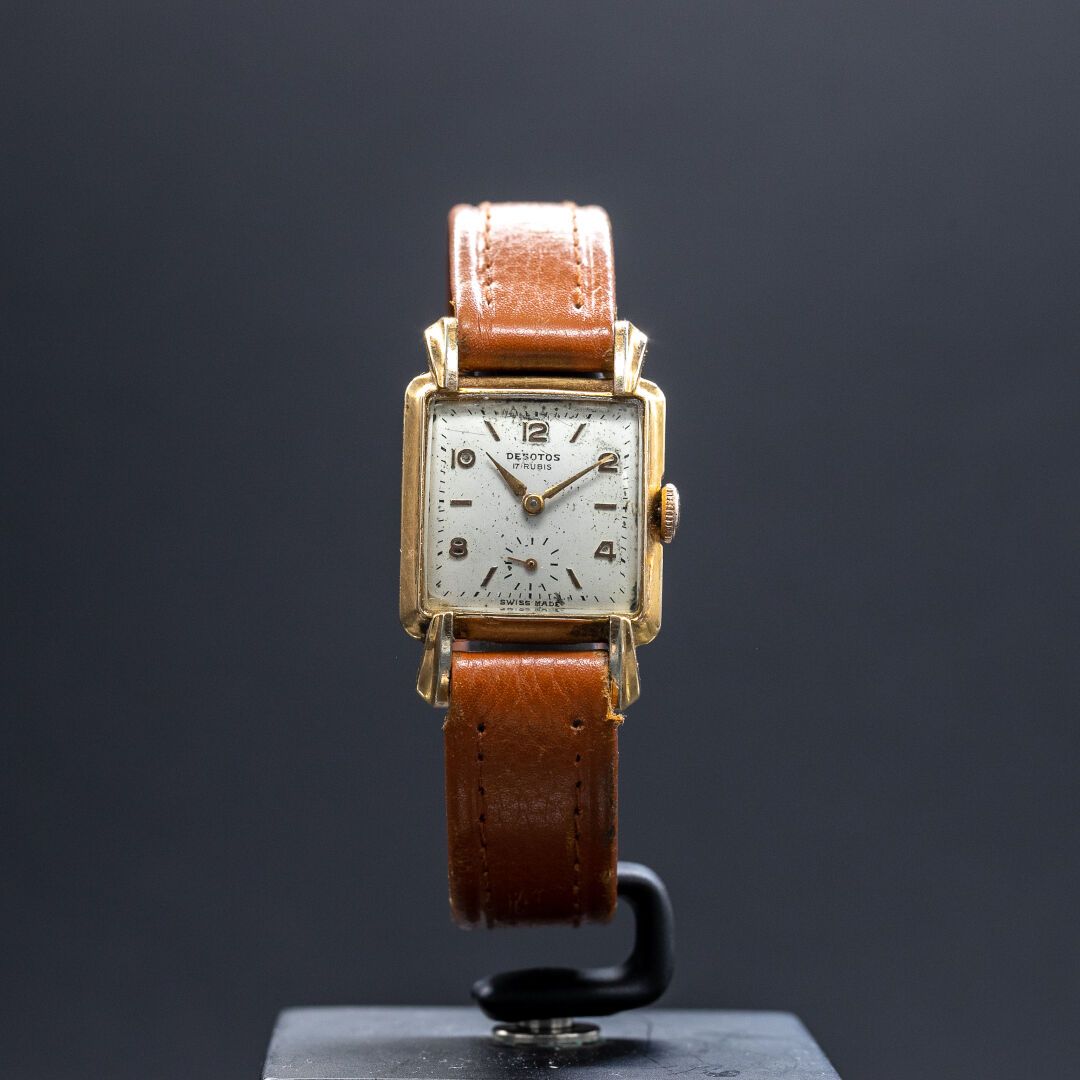 Desostos Reloj de pulsera Desostos chapado en oro, caja (21x23mm), esfera blanca&hellip;