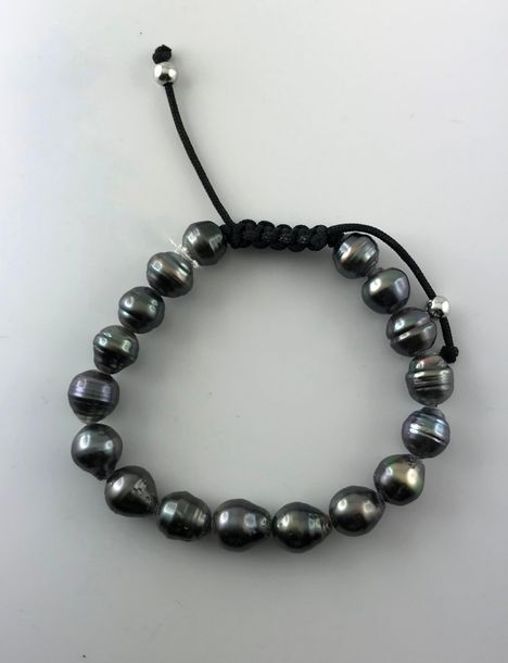 Null Bracelet cordon orné de perles de culture de Tahiti baroques