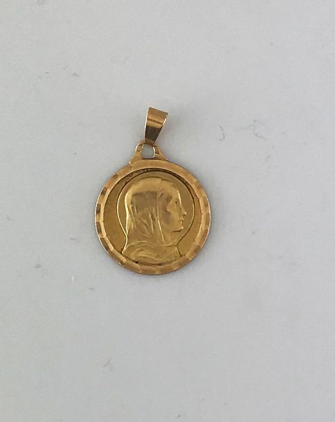 Null Médaille religieuse en or 750°/°°, Poids: 1,57g