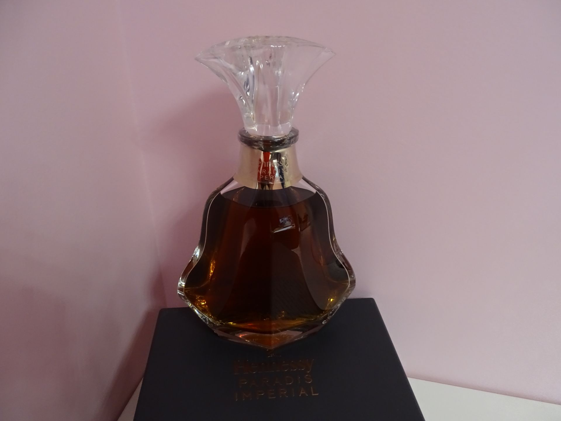 Null 1 bt Hennesy Paradis Impérial Cognac in seiner Schatulle