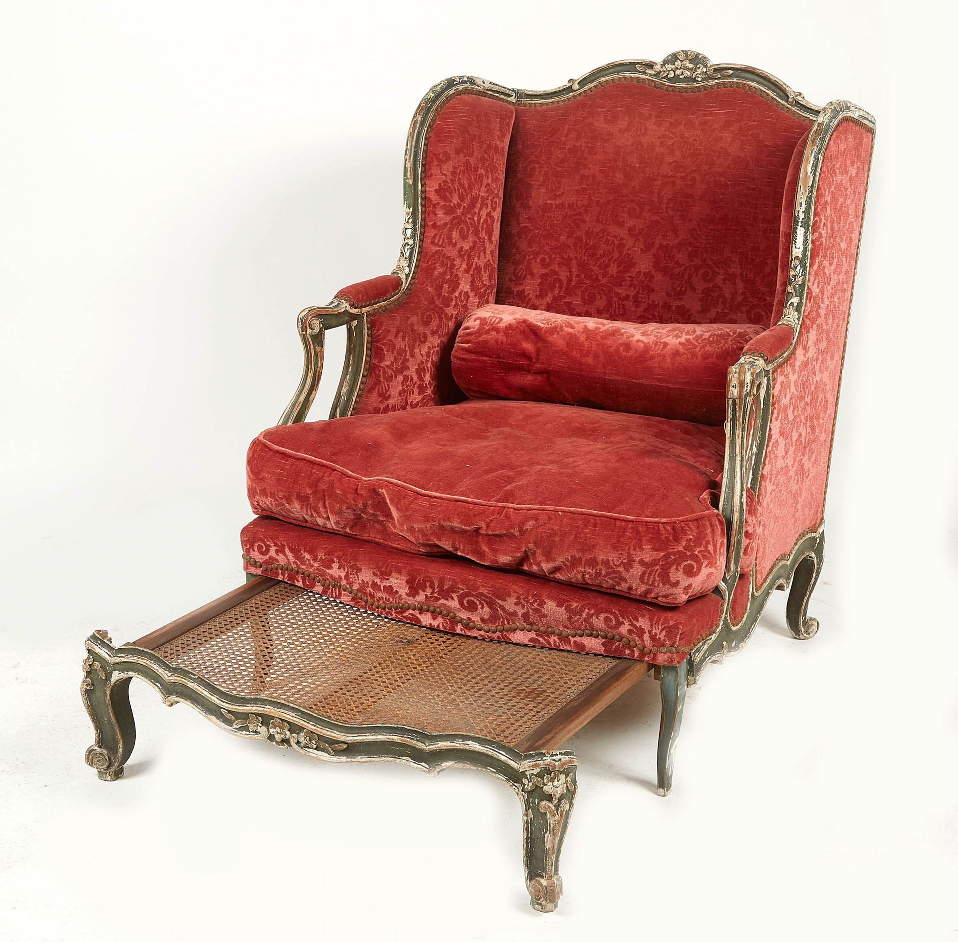 Null Large and rare duchess-shaped armchair with embossed cheeks, made of moulde&hellip;