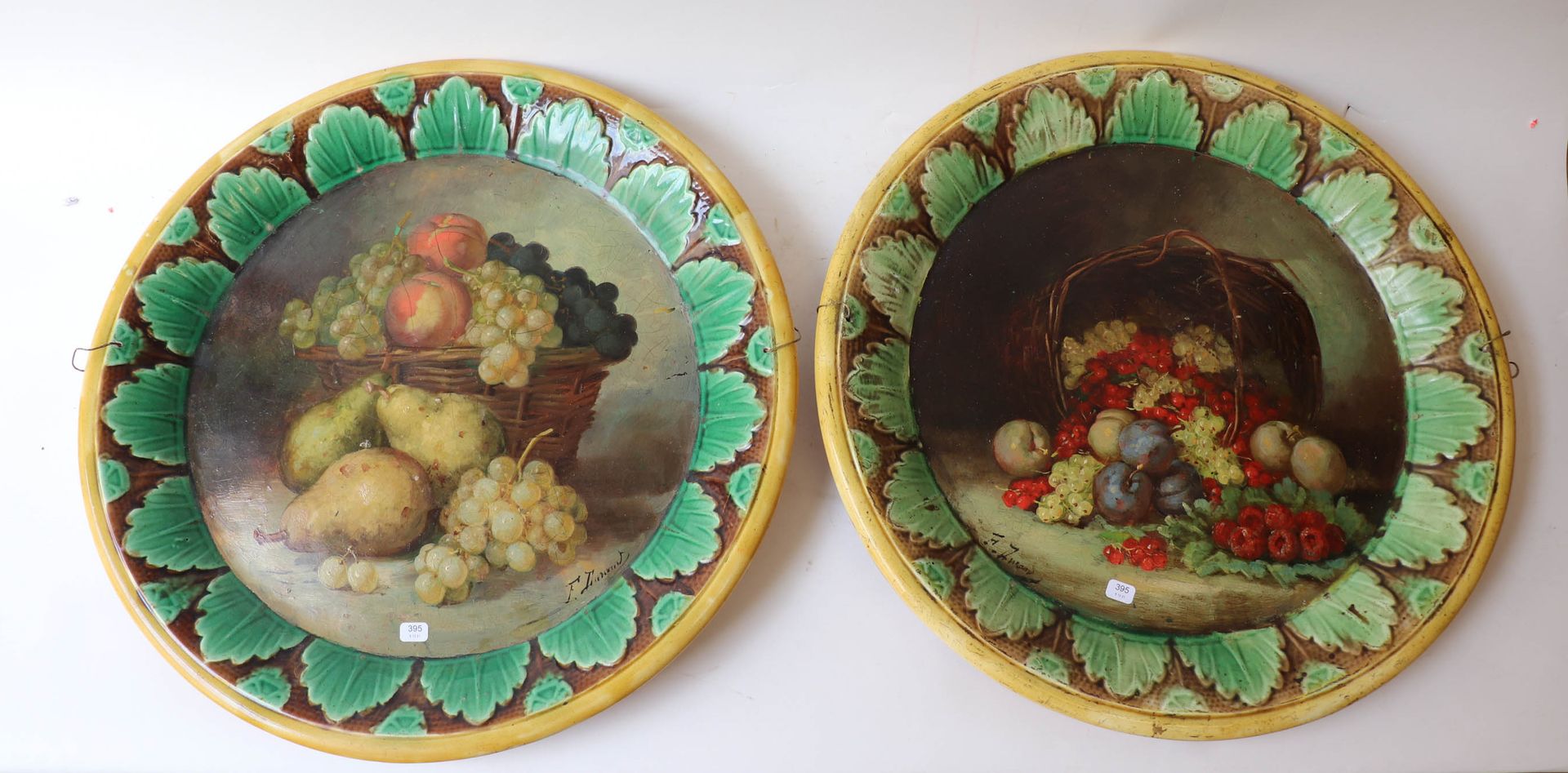 Null DURAND F. Large pair of round earthenware dishes with polychrome painted de&hellip;