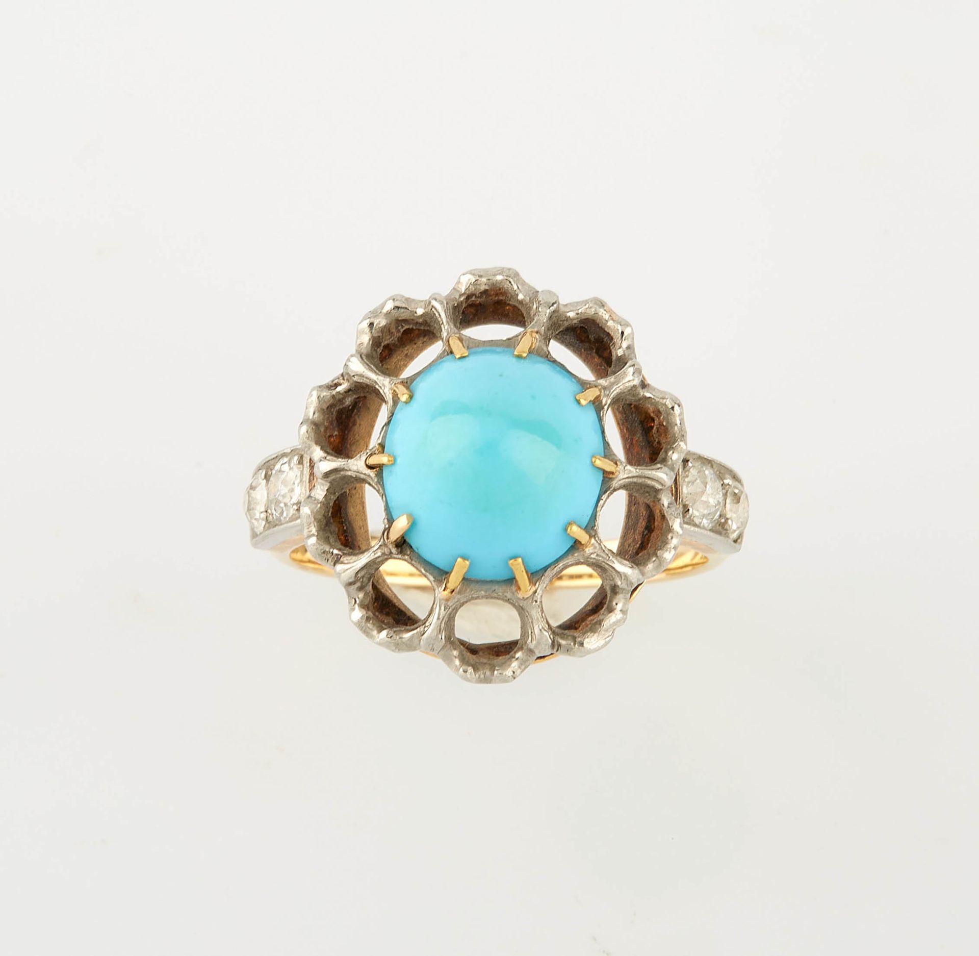 Null Round yellow and white gold ring set with a cabochon-cut turquoise, the set&hellip;