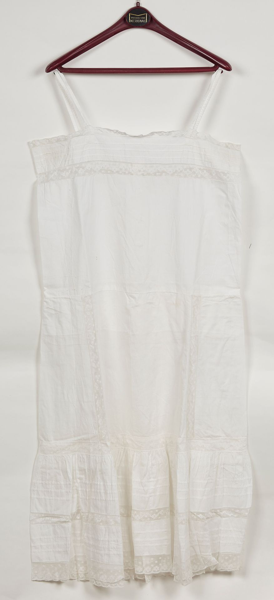 Null Camisón de mujer 1900, tejido muy fino, pliegues religiosos, volantes de Va&hellip;