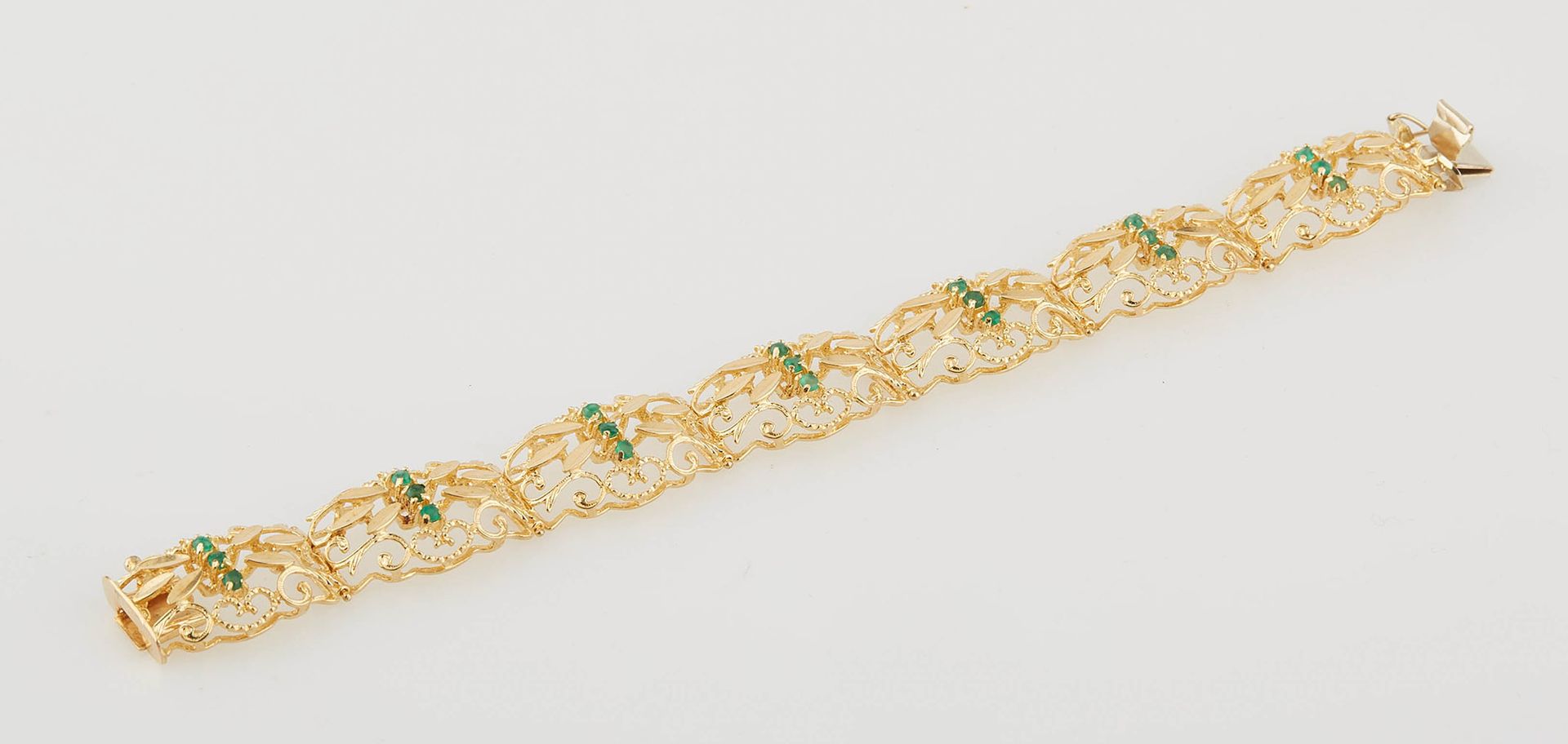 Null Flexibles Armband aus Gelbgold mit durchbrochener Gliederkette, das mit ein&hellip;