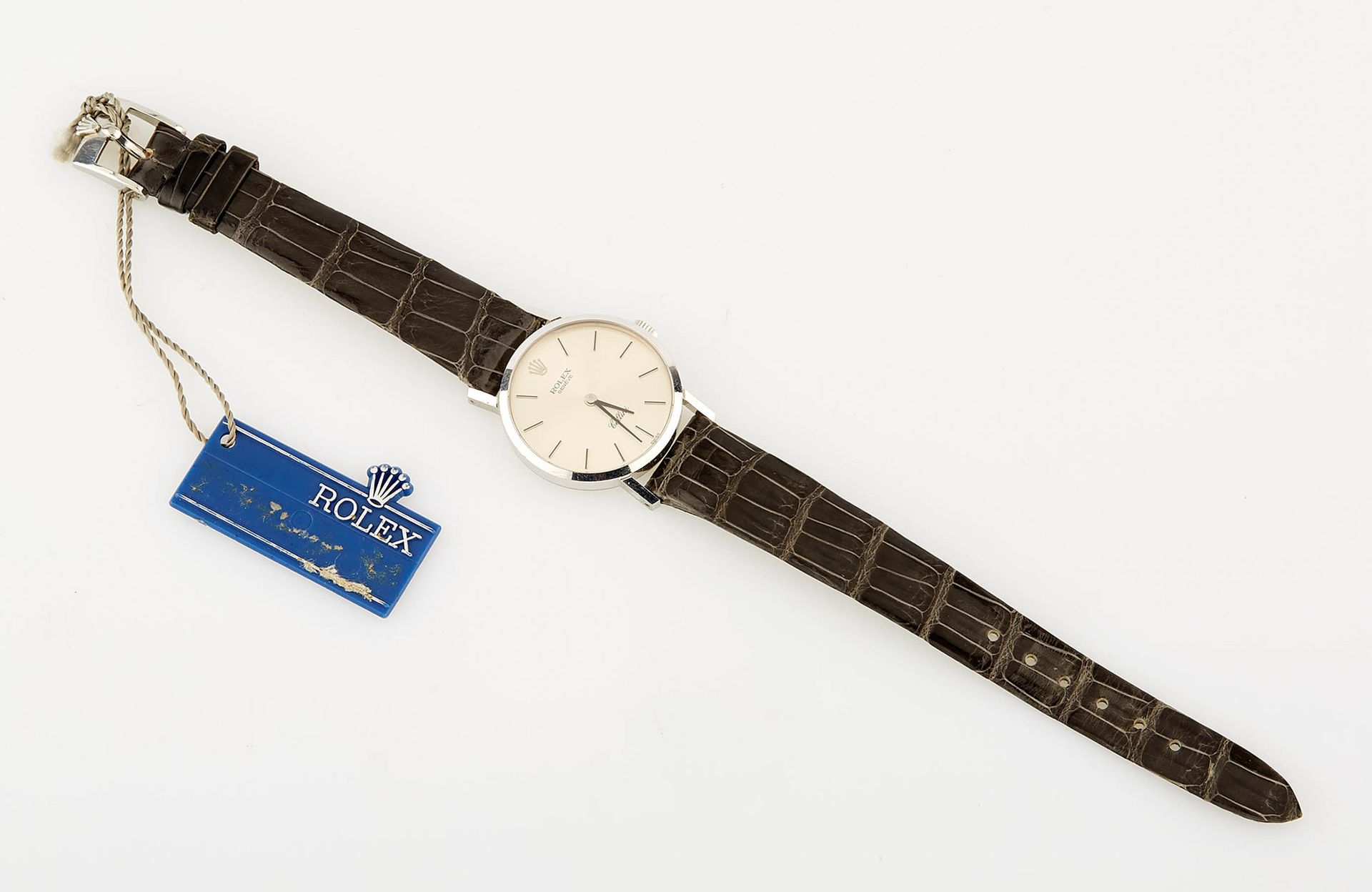 Null ROLEX型号Cellini。白金女士腕表。原装表带和表扣。直径：2.5厘米。重量（毛重）：24克。工作秩序。