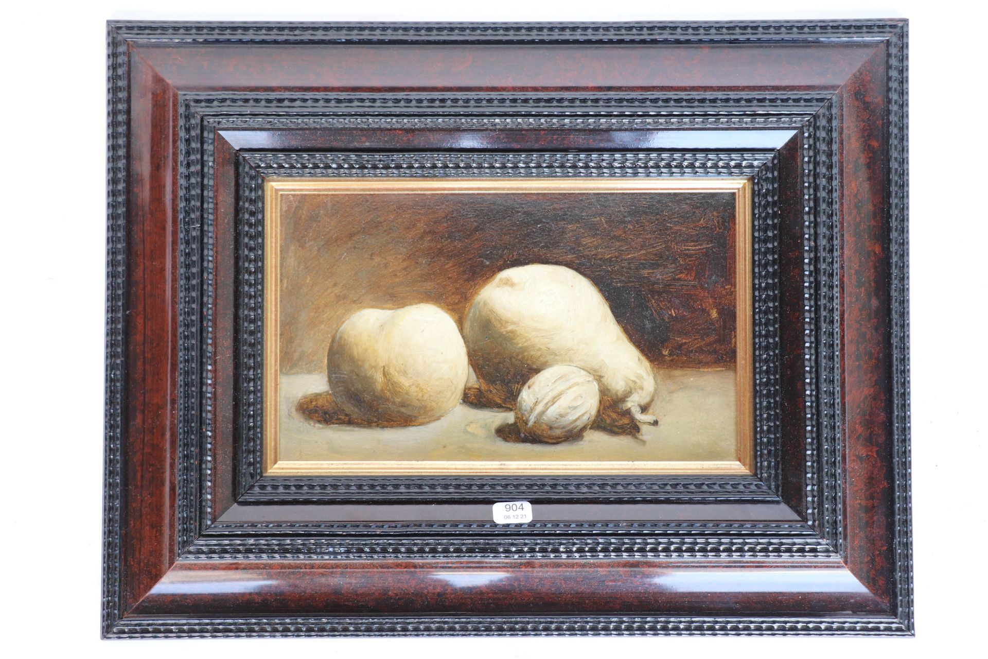 Null School XXth. "Apples, pears and walnuts". Oil on cardboard. 22 x 13.