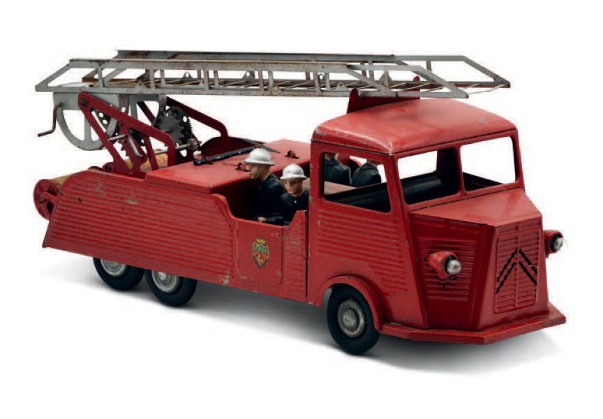 JRD Citroën HY camion de pompier en tôle
Bel état d'origine
47 X 16 X 22 cm