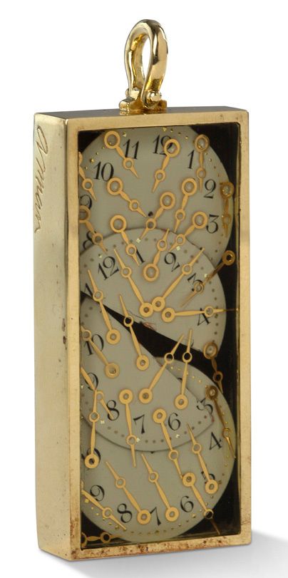 FERNANDEZ ARMAN (1928-2005) 
Horloge éclaté

Or, cadrans et résine, signé et num&hellip;