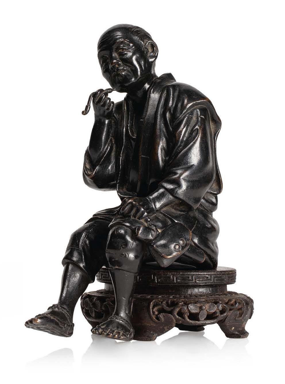 JAPON PÉRIODE MEIJI (1868-1912), VERS 1900 Okimono de bronce que representa a un&hellip;