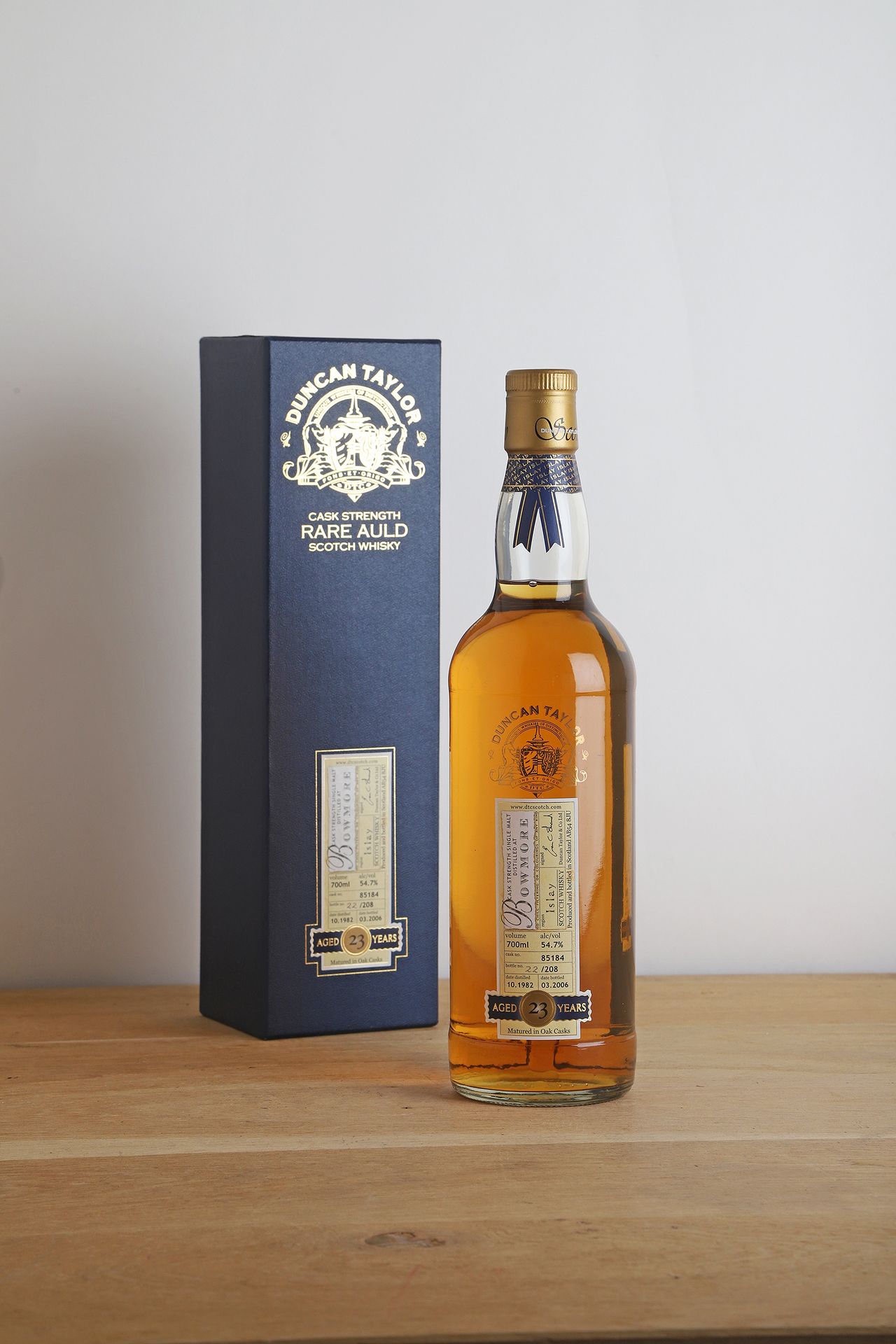 Null 1 B SINGLE MALT ISLAY SCOTCH WHISKY 23 YEARS OLD LIMITED EDITION 70 cl 54,7&hellip;
