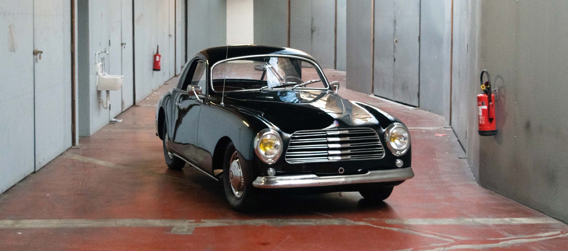 1951 Simca 8 SPORT Coupé 
原有的发动机和变速箱将提供给比利时的卖家。



高质量的修复

优雅的配置

希望得到Facel Méta&hellip;