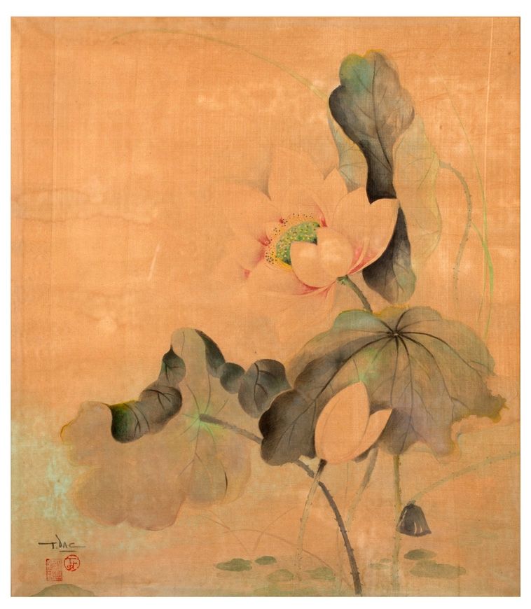 TRAN DAC (NÉ EN 1922) 
莲花 

丝绸上的水墨和色彩，左下方有签名 

50.5 x 44.5厘米（见图） - 19 7/8 x 17 1&hellip;