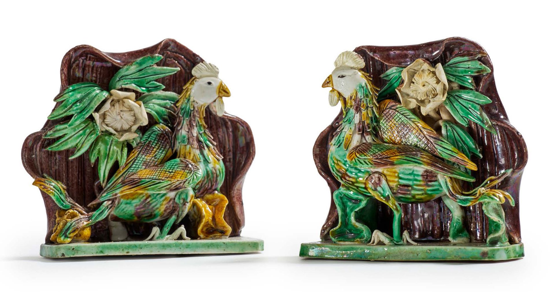 CHINE XVIIIe SIÈCLE, PÉRIODE KANGXI (1661 - 1722) 
清 康熙

雙件三彩瓷鳯凰牡丹插屏