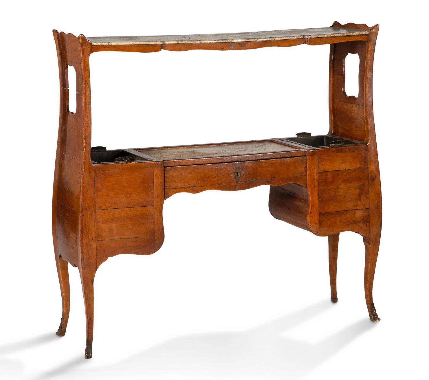 ATTRIBUÉ À JEAN-FRANÇOIS HACHE(1730-1796) 罕见的胡桃木餐具柜，形成一个冷却器或冰柜。它有两个调节器：上调节器是由一个大&hellip;