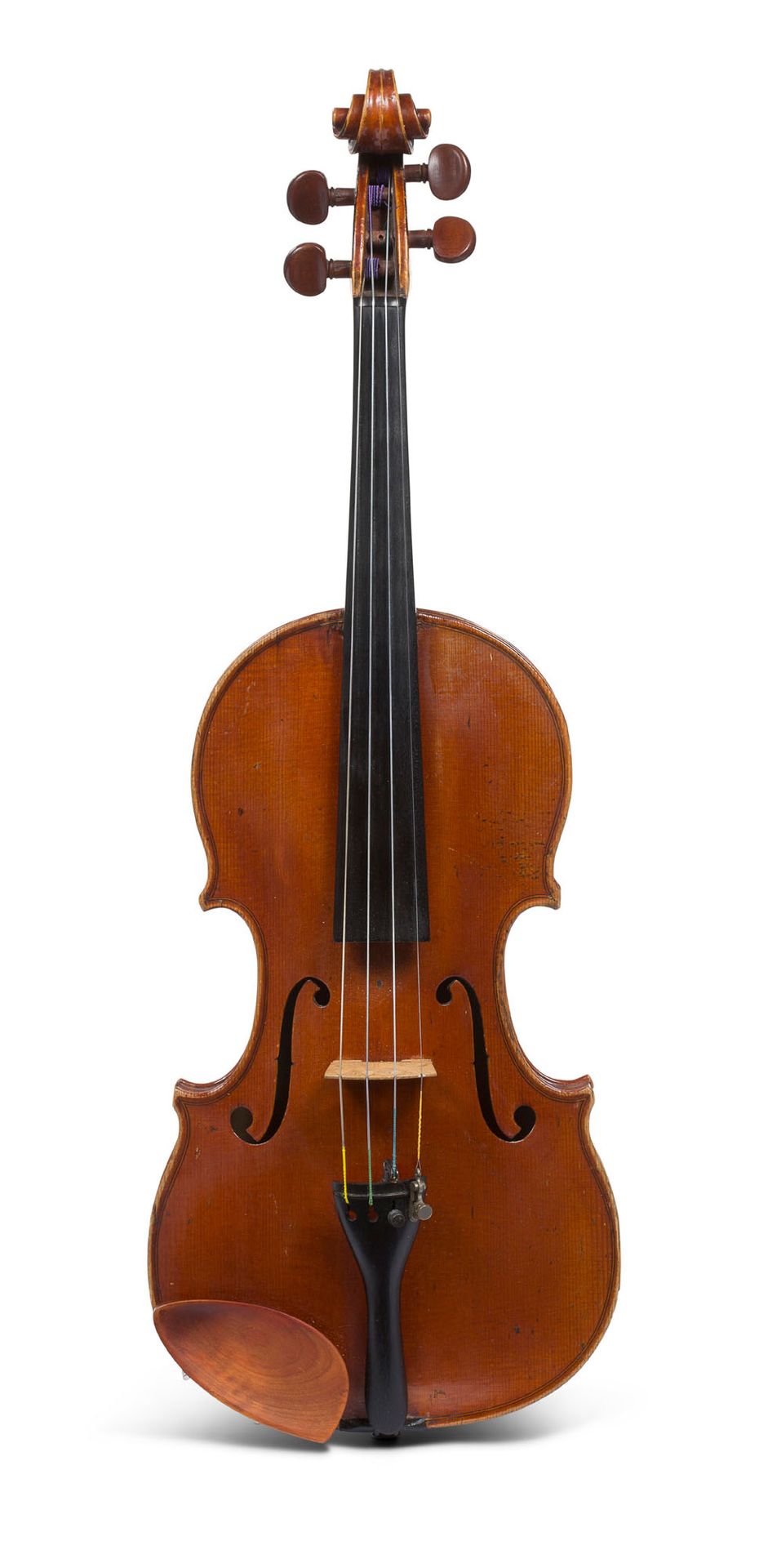Null 由Annibale Fagnola于1910年在都灵制造的特殊小提琴，带有原始标签。
桌子顶部有轻微的修复。状况极佳。背面有355毫米。
配有银色乌木&hellip;