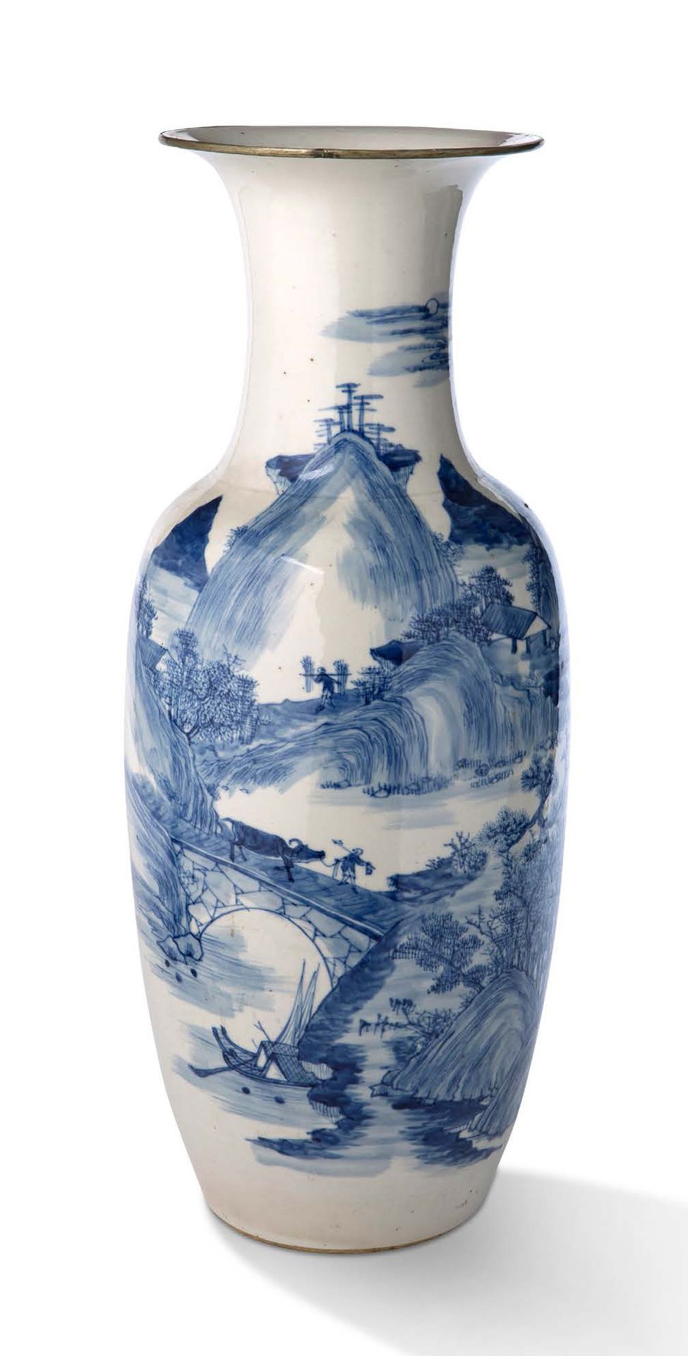 Chine pour le Vietnam XIXe siècle 
Grande vaso guanyin in porcellana bianco-blu &hellip;