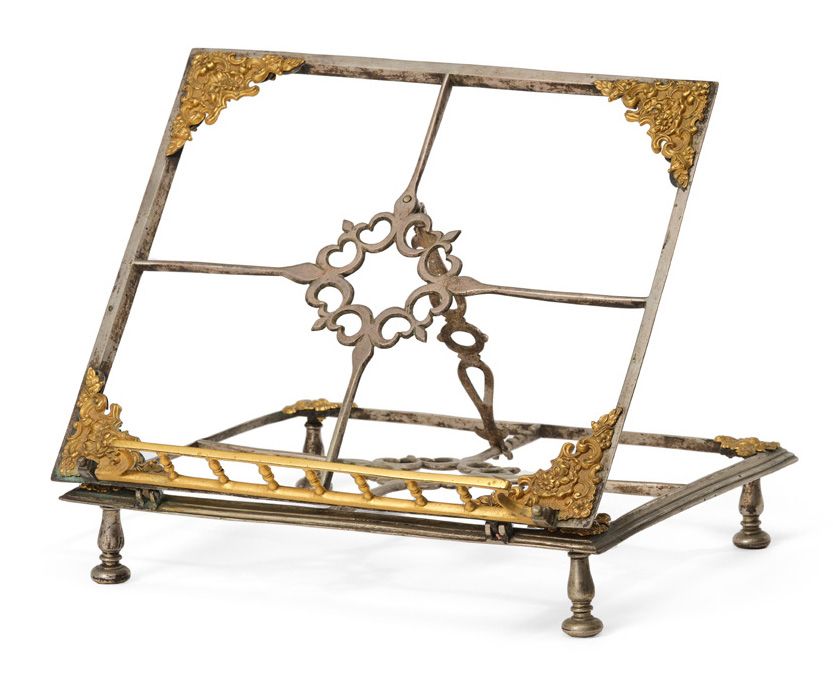 Null Silvered and gilded bronze lectern decorated at the corners of the mobile p&hellip;