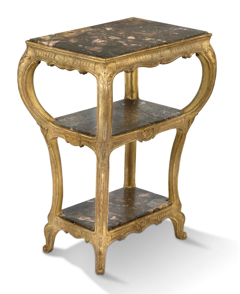 Null TABLE DE SALON aus Holz, allseitig geschnitzt und vergoldet mit Muscheln, A&hellip;
