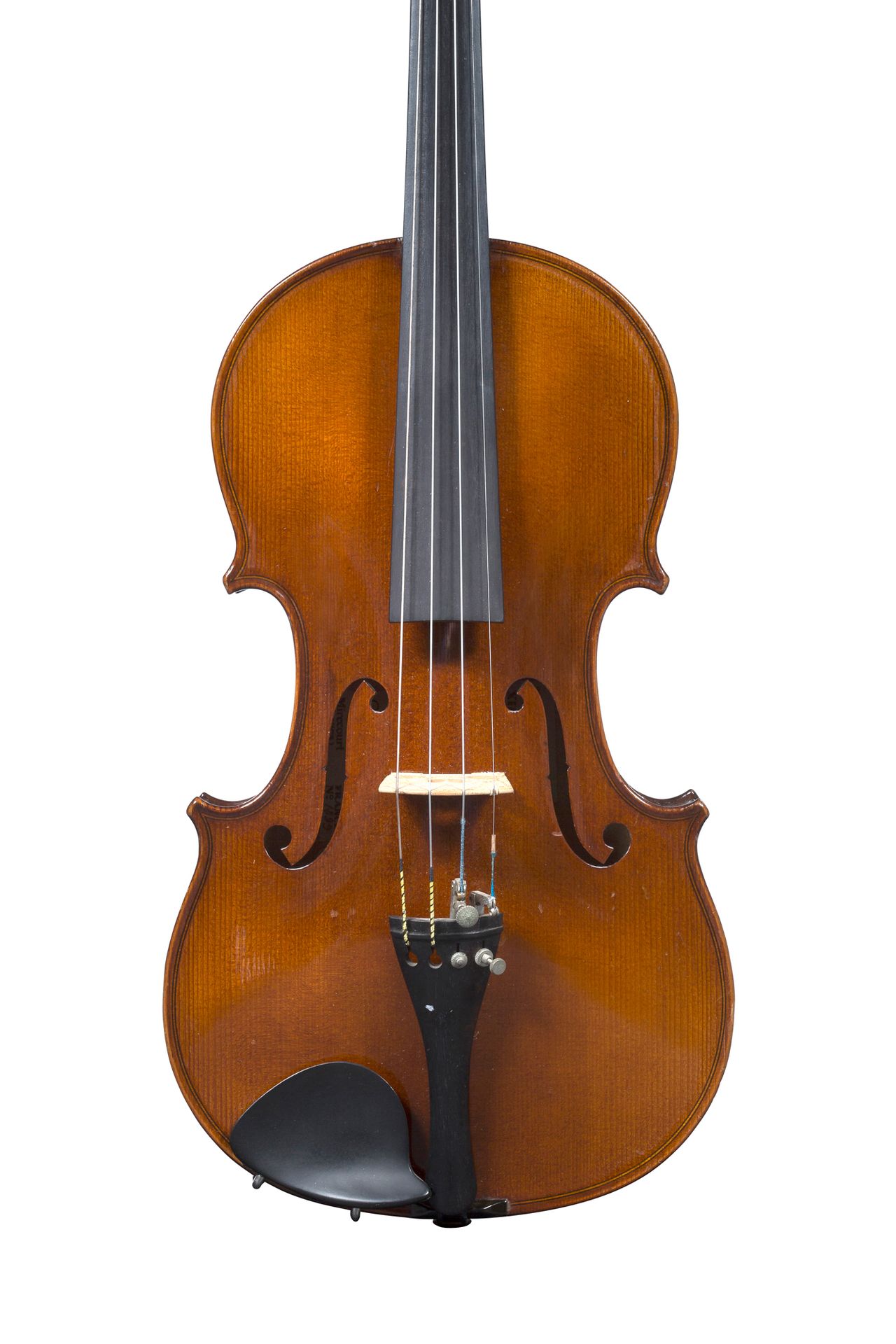 Null 20世纪在Mirecourt制造的小提琴
在Marc Laberte的指导下完成
琴尾下的小断裂
状态良好
随时可以演奏 
背面有357毫米